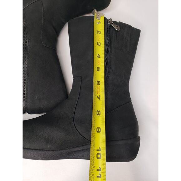 Aravon Womens Fairlee Black Leather Mid Winter Wedge Boots Waterproof Size 8 US - Picture 15 of 16